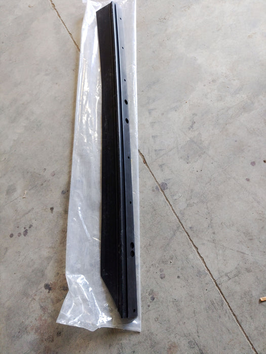 Freightliner front skirt extension 3749615C5 New OEM Part