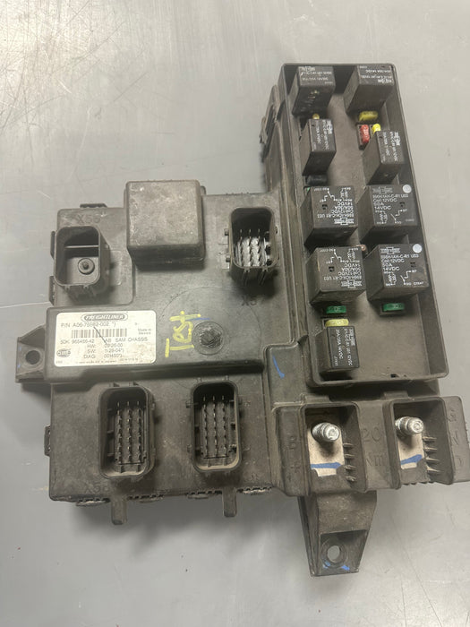 Freightliner 2008-2018 SAM module fuse panel A0675982002 used part