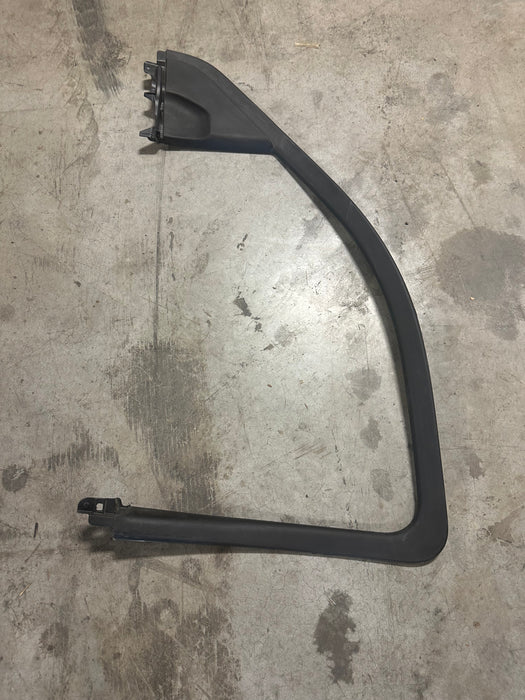 GM passenger side window molding new part