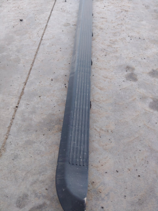 International Prostar 3836392C1 3836400C1 Cab skirt trim used