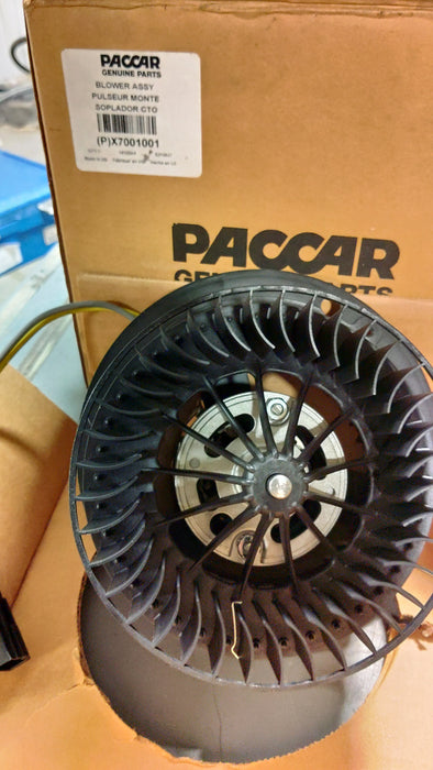 Paccar blower motor assembly X7001001 NEW