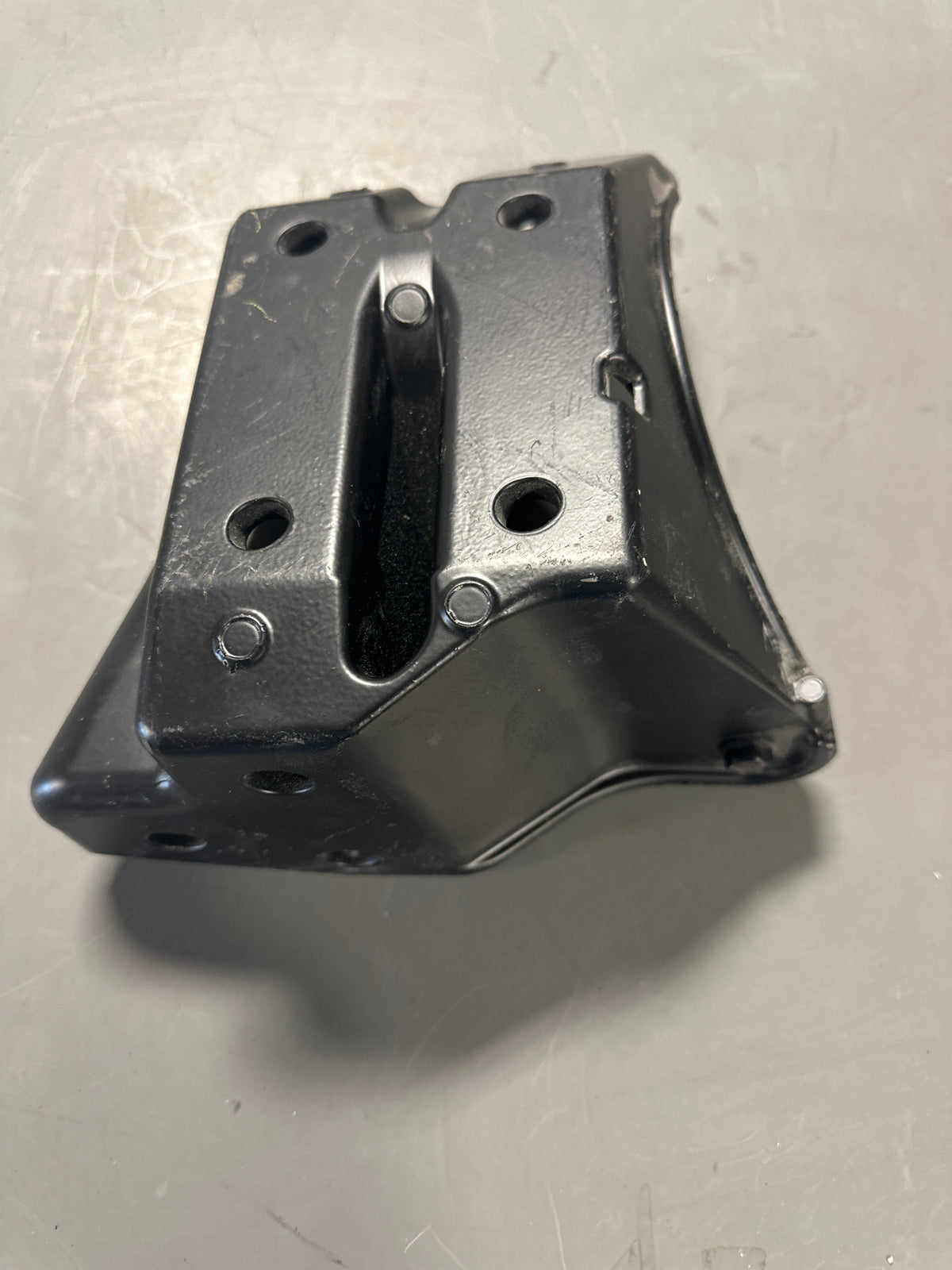 Freightliner bumper mount 21-28531 new OEM part — North Georgia Trucks ...