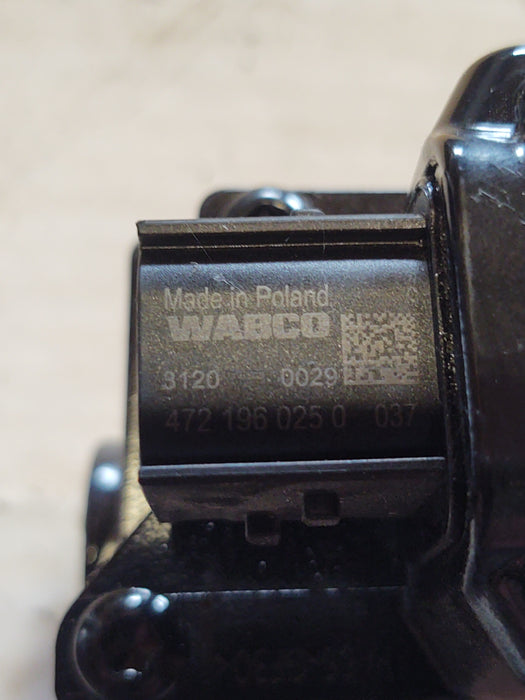 Wabco ABS Solenoid Modulator Valve 4721960250 New Old Stock