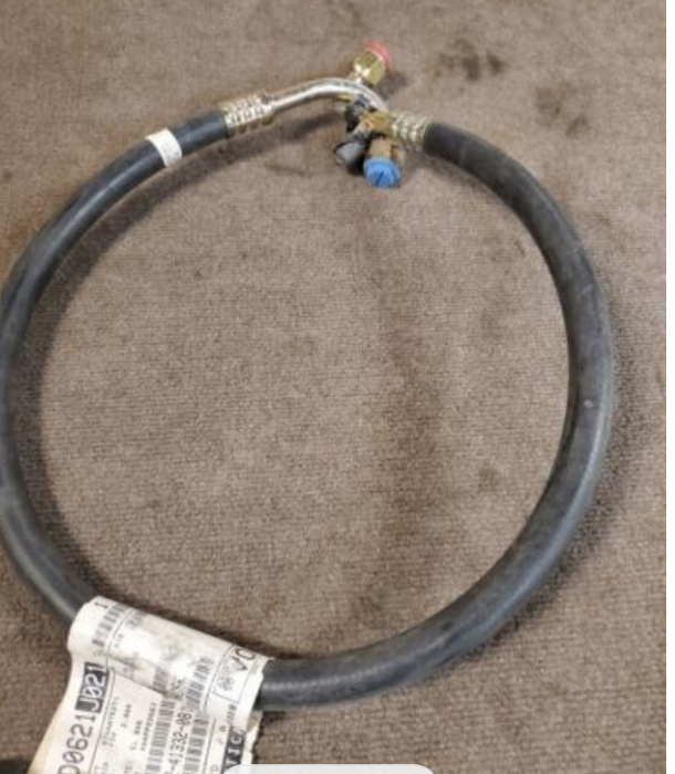 Freightliner A/C Hose Genuine OEM New Old Stock Part A22-41332-080