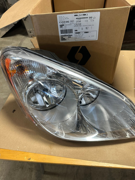 Freightliner Cascadia Headlight Assembly Right 08 33G 1102R New Old Stock Part