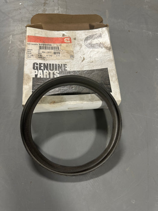 Cummins oil seal 5259499 new old stock part