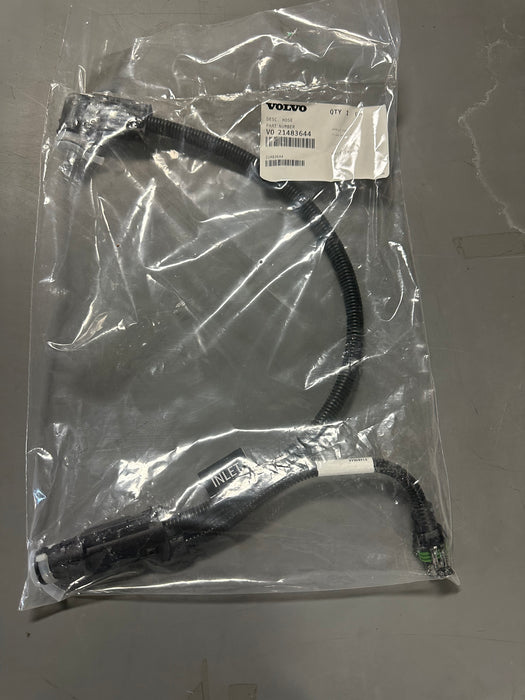 Volvo DEF Hose 21483644 new part