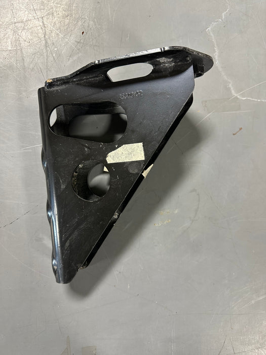 Mack bracket 23540152 new part